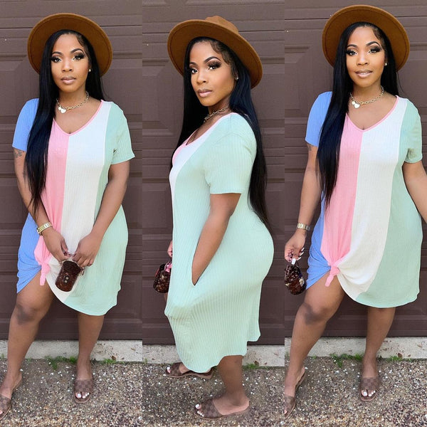 Fashionable loose-fitting printed striped dress