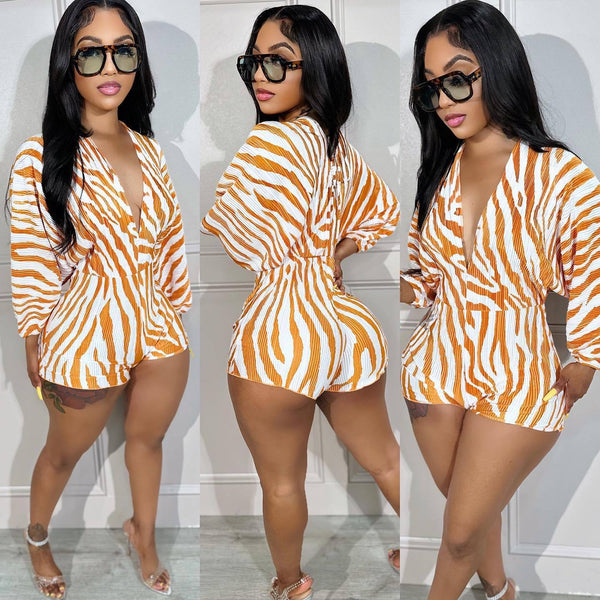 Digital Print Womens Long Sleeve Jumpsuit V Neck One Piece Romper Fashion Forward Statement Outfit Casual To Dressy Wear